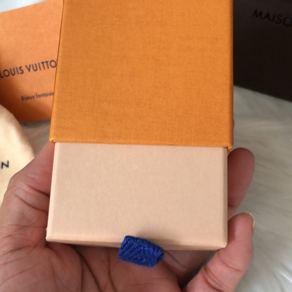 Small LV box for jewelry 💍 - Picture 9 of 15